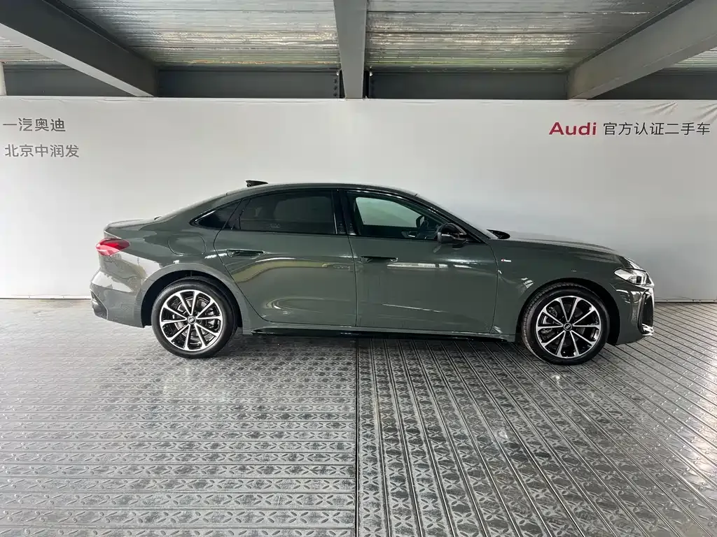 Audi A5L — фото 8
