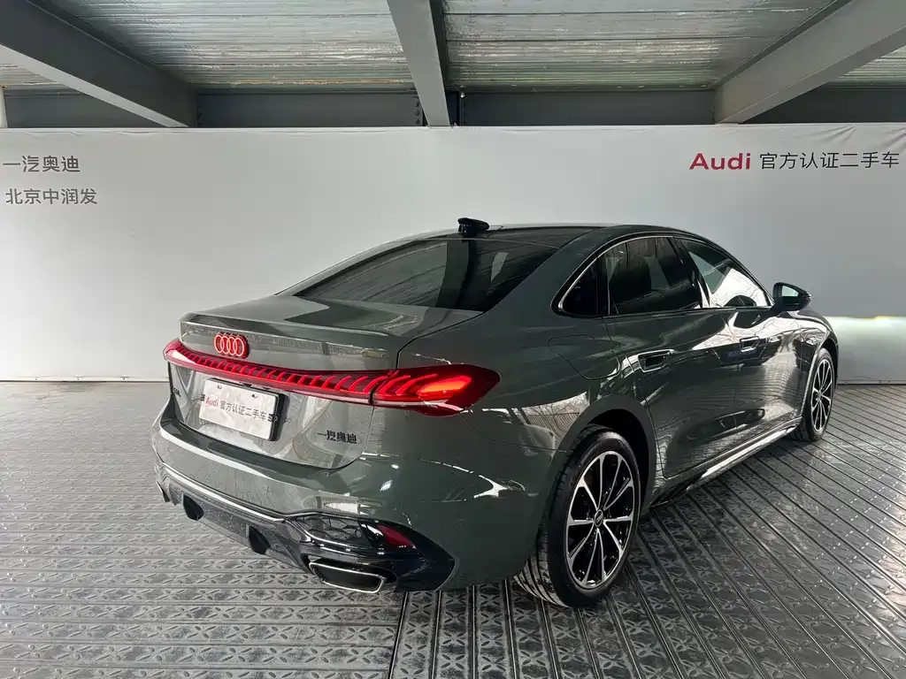 Audi A5L — фото 5