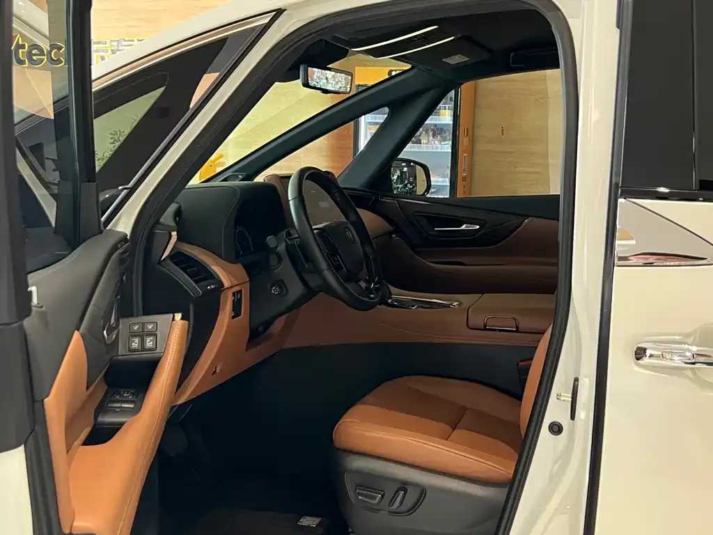 Toyota Vellfire — фото 10
