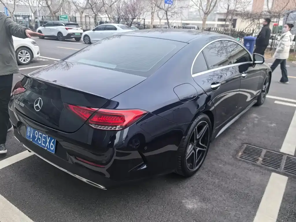 Mercedes-Benz CLS — фото 3