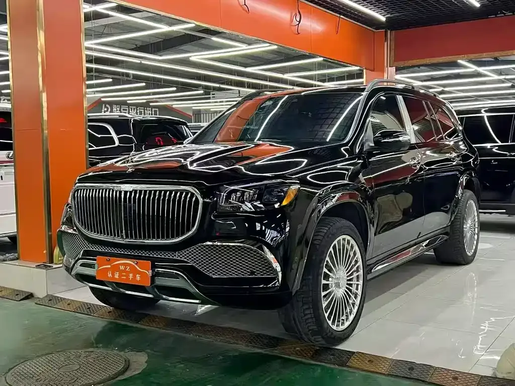 Mercedes-Benz GLS — фото 1