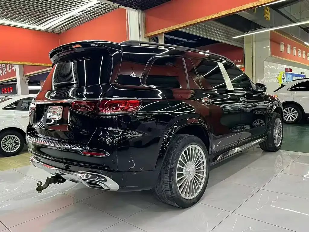 Mercedes-Benz GLS — фото 9