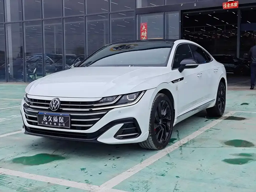 Volkswagen CC — фото 1