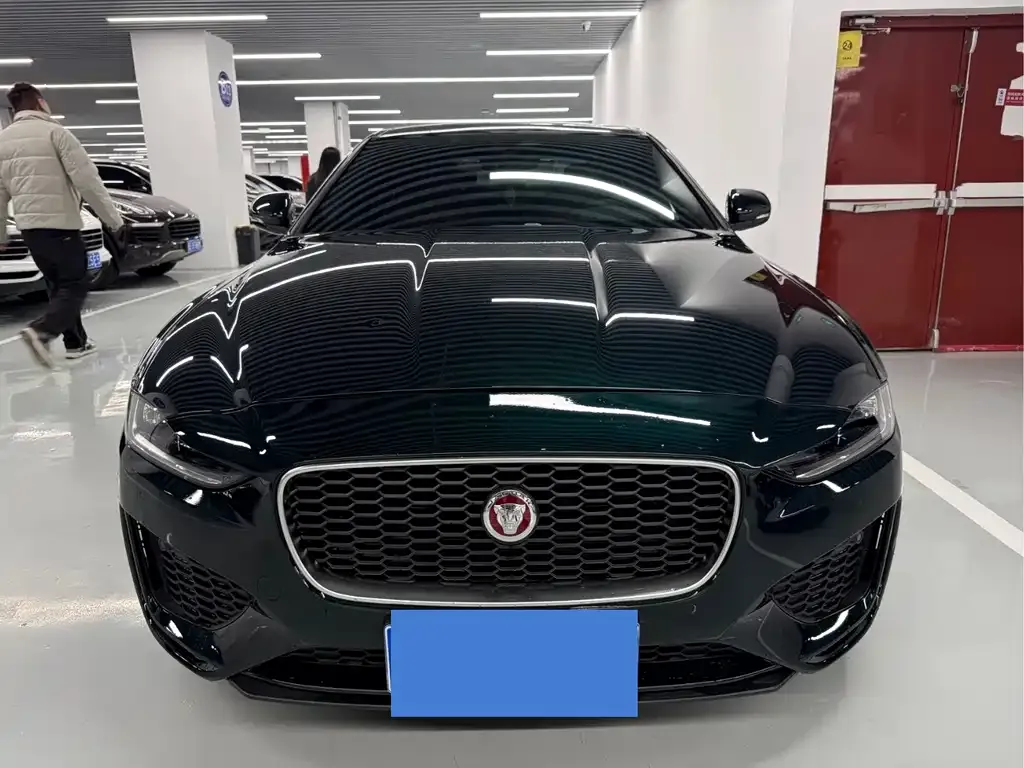Jaguar XEL — фото 9