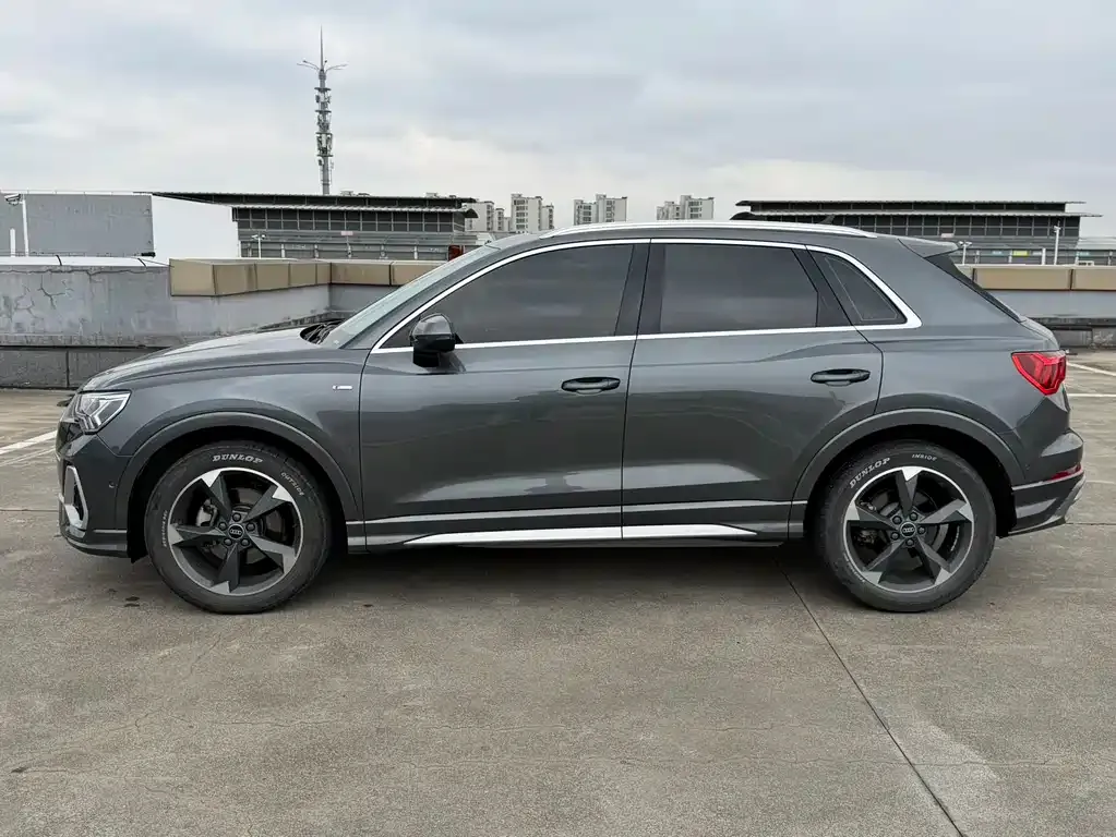Audi Q3 — фото 5