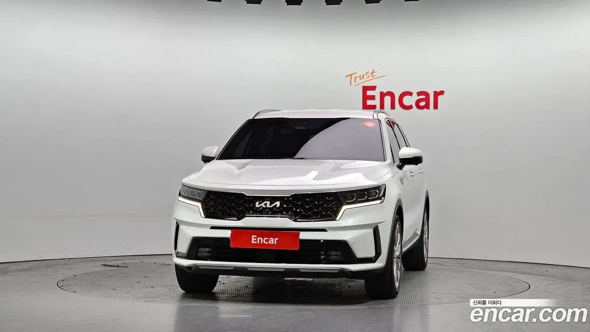 Kia Sorento — фото 10