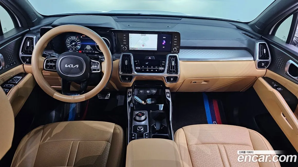 Kia Sorento — фото 8