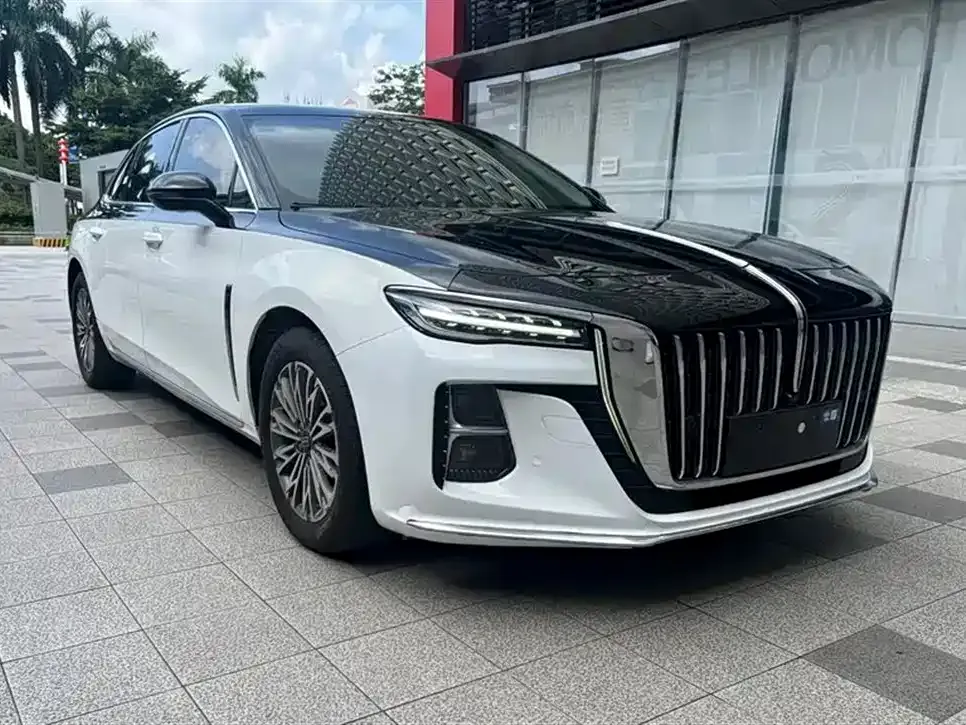 Hongqi H5 — фото 9