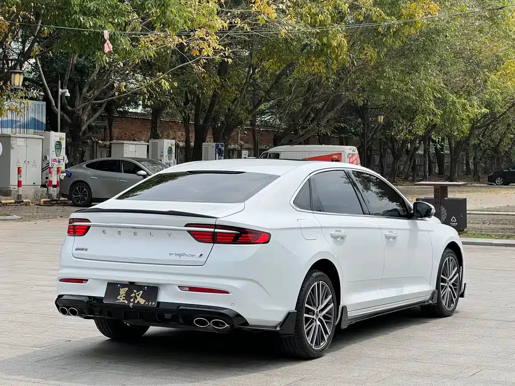 Geely Xingrui — фото 8