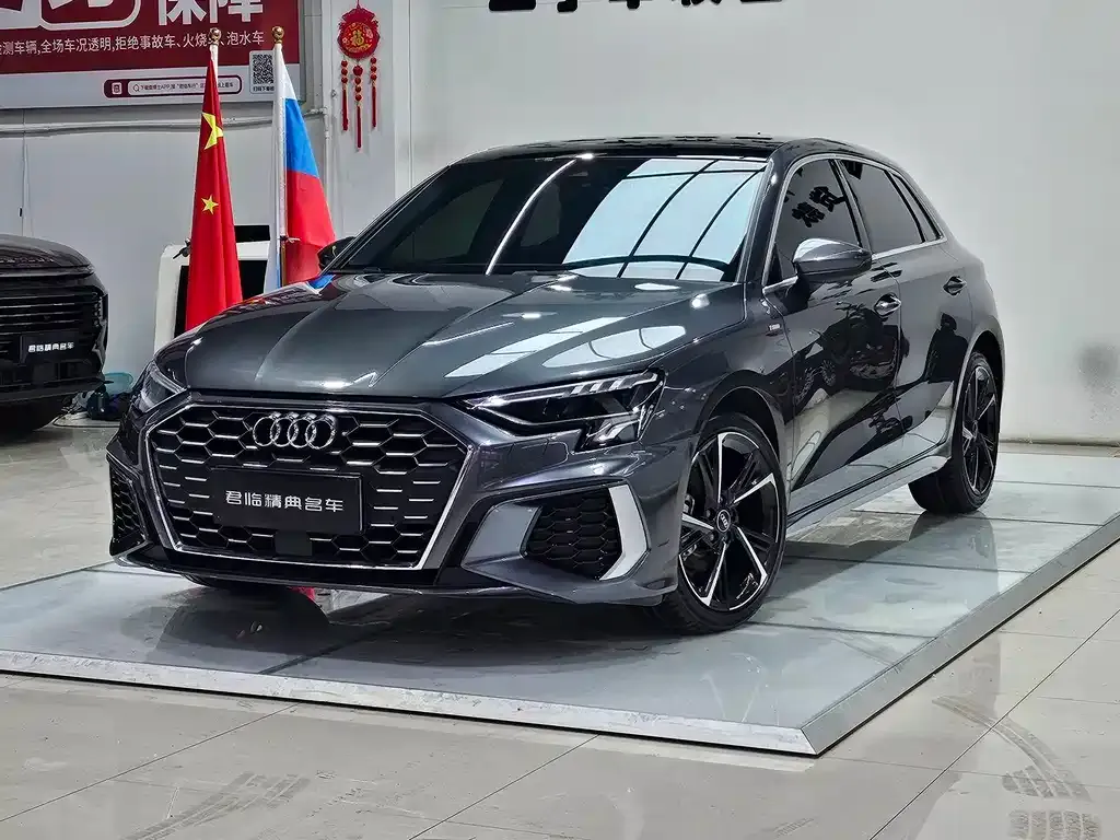 Audi A3 — фото 1
