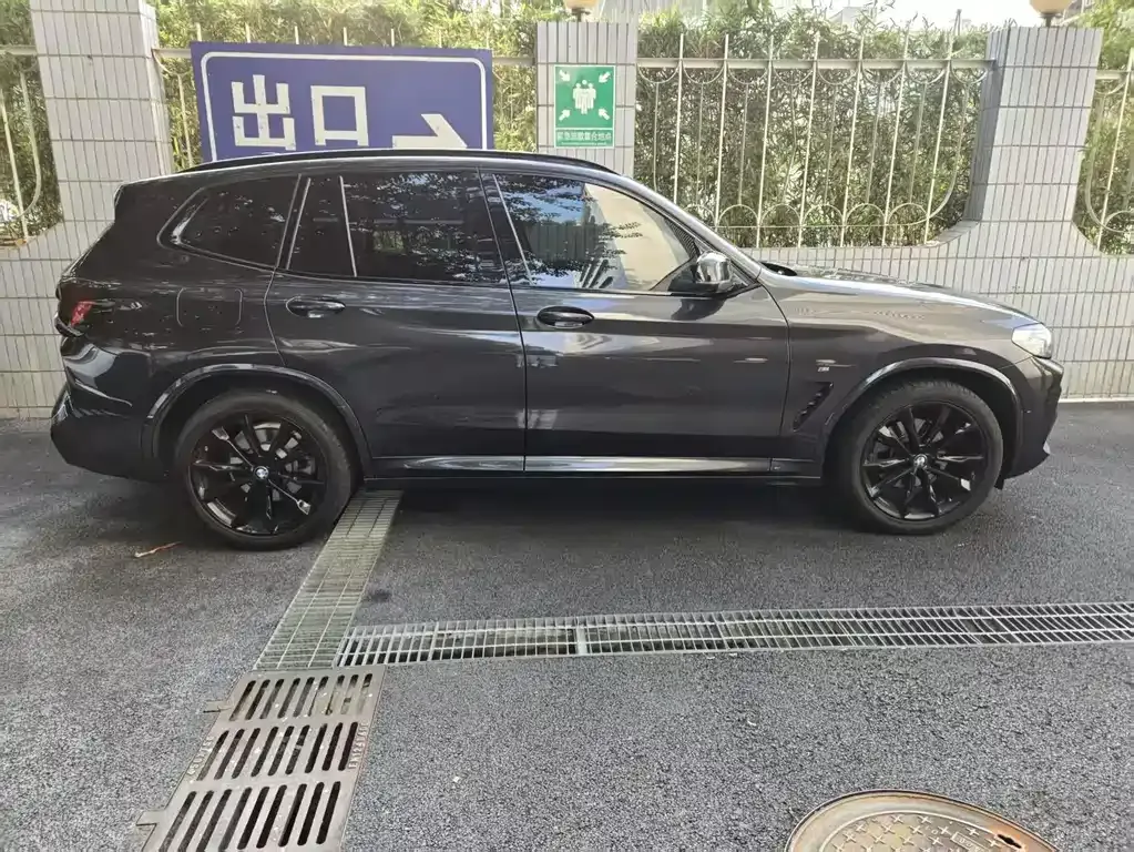 BMW X3 — фото 8