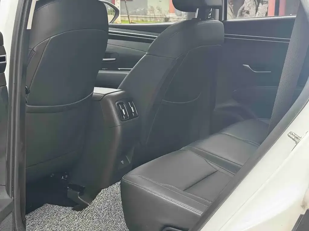 Hyundai Tucson — фото 2