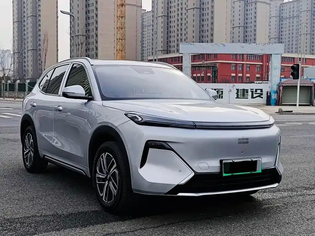 Geely 银河星舰7 — фото 2