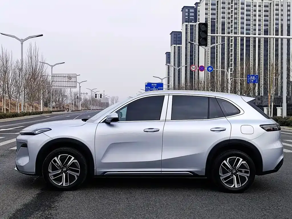 Geely 银河星舰7 — фото 6