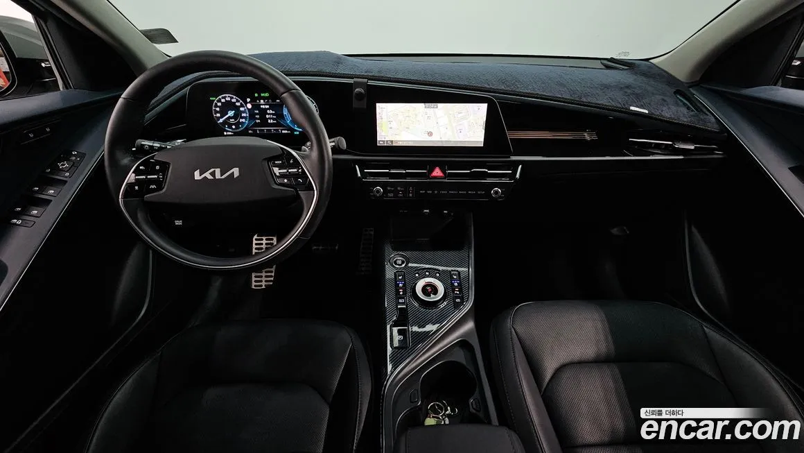 Kia Niro — фото 10