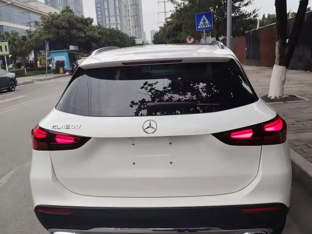 Mercedes-Benz GLA — фото 3
