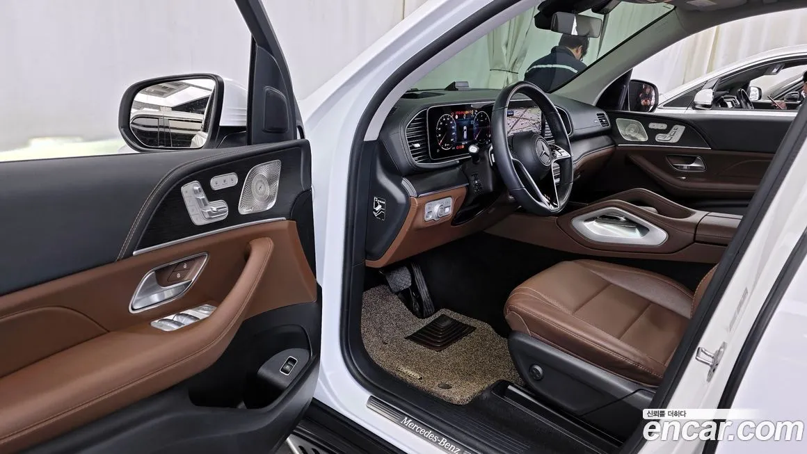 Mercedes-Benz GLE-Class — фото 10