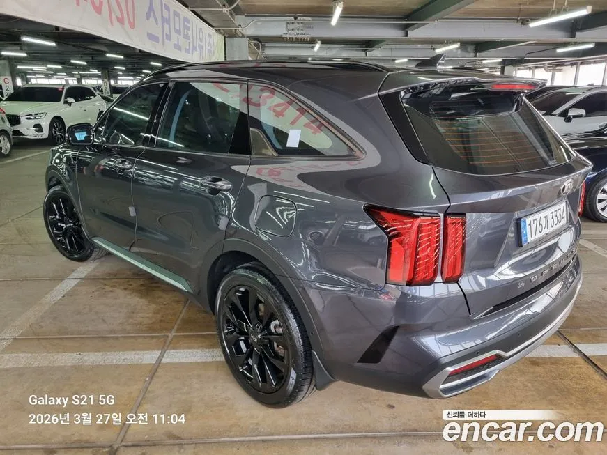 Kia Sorento — фото 4