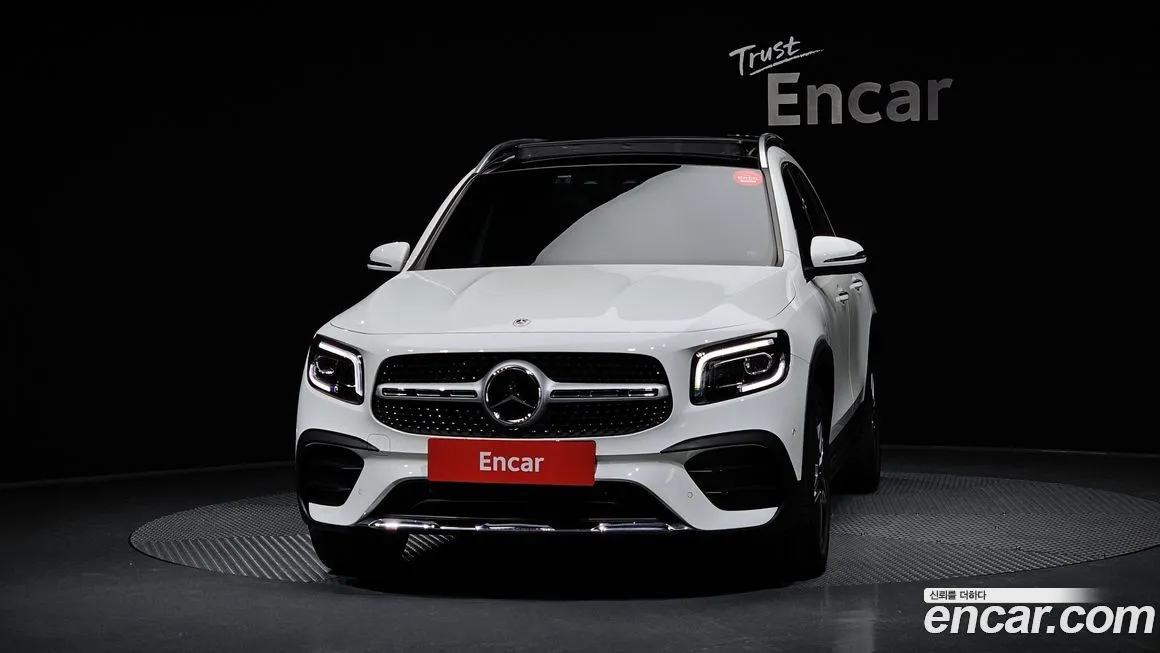 Mercedes-Benz GLB-Class — фото 2