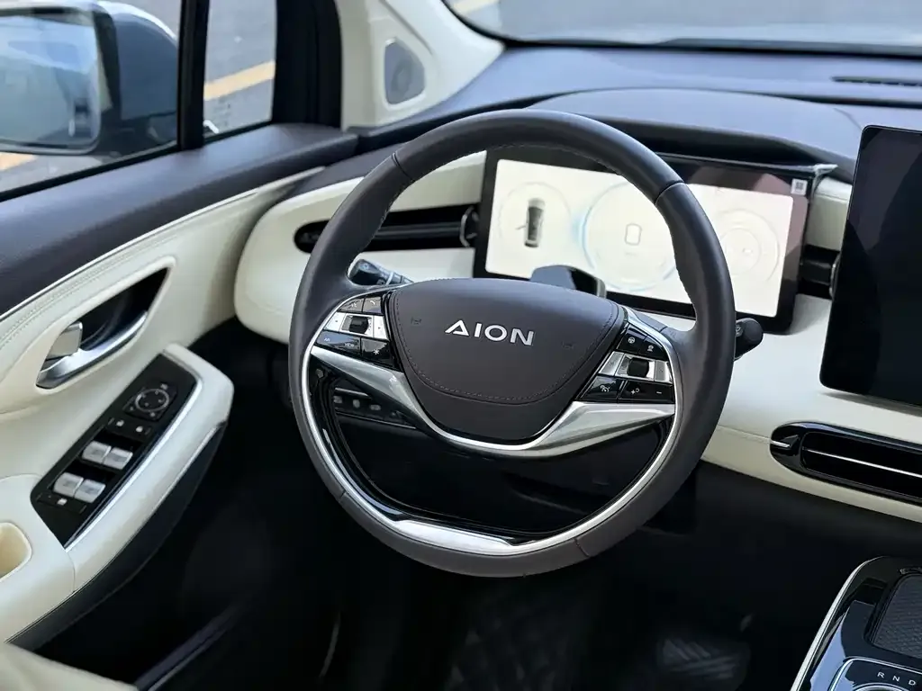Aion LX — фото 4