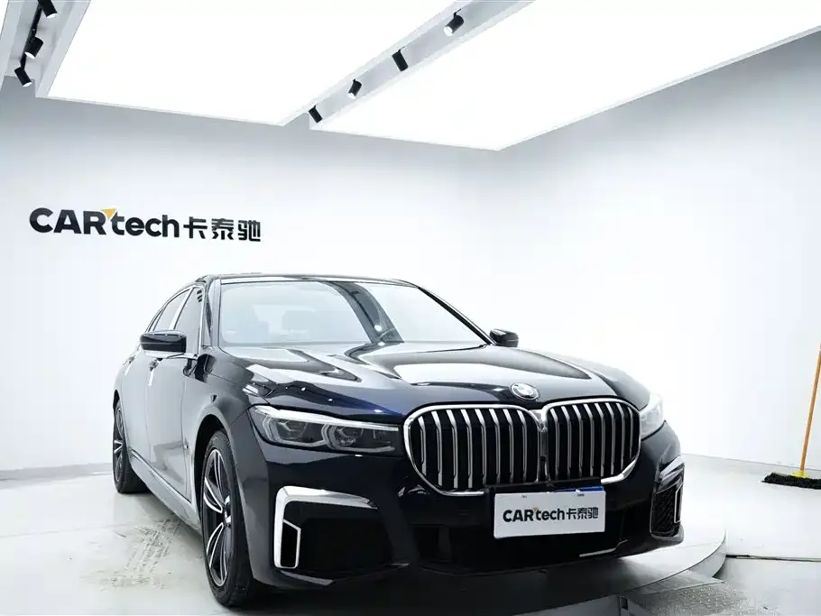 BMW 7 Series — фото 5