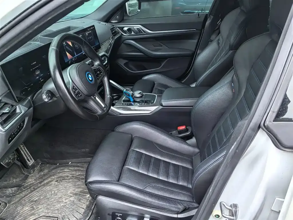 BMW i4 — фото 5