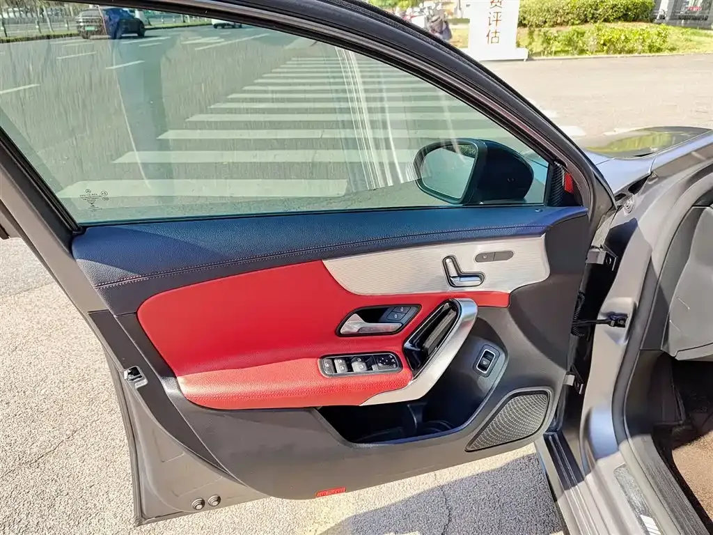Mercedes-Benz A-Class AMG — фото 2