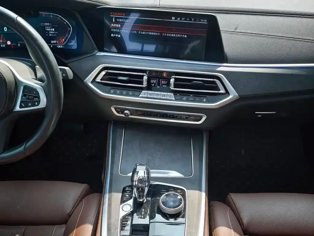 BMW X5 (Import) — фото 7