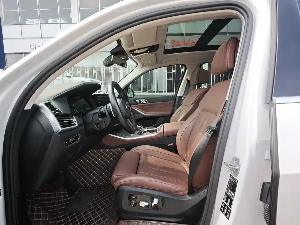 BMW X5 (Import) — фото 3