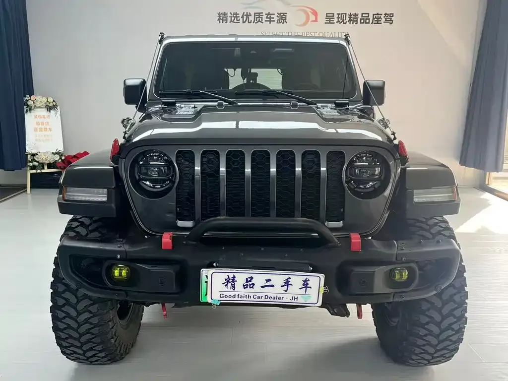 Jeep Wrangler PHEV — фото 2