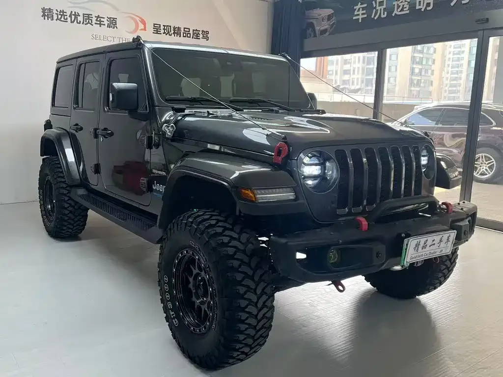 Jeep Wrangler PHEV — фото 7