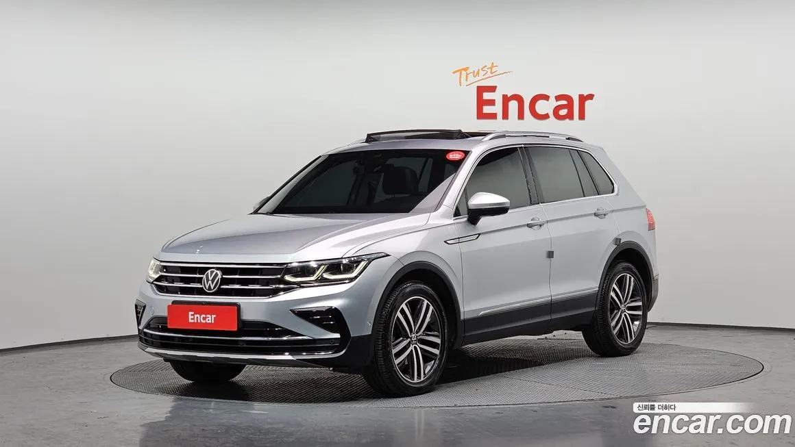 Volkswagen Tiguan — фото 1