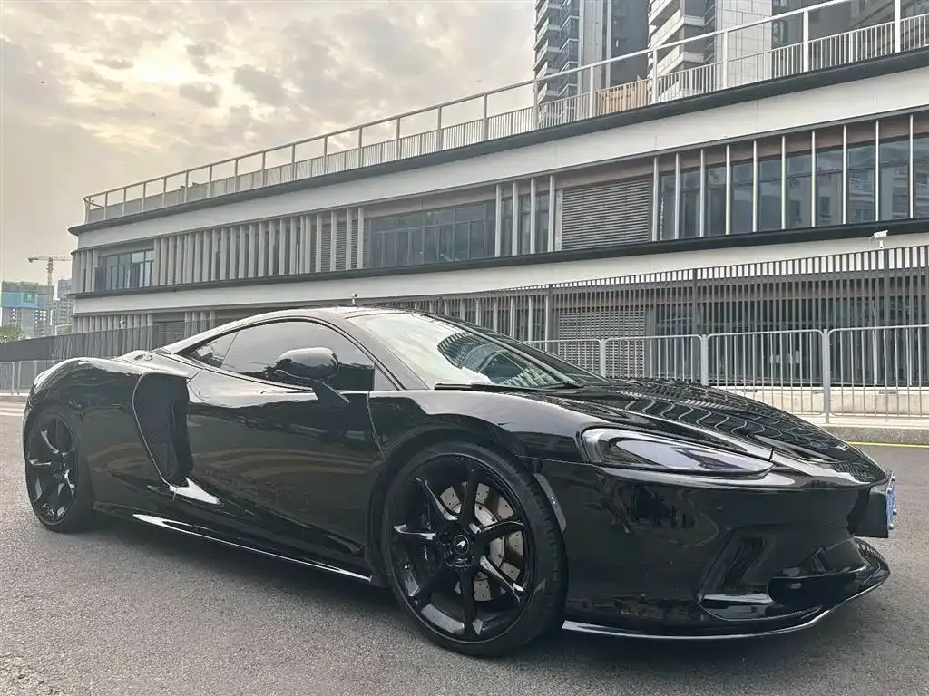McLaren GT — фото 9