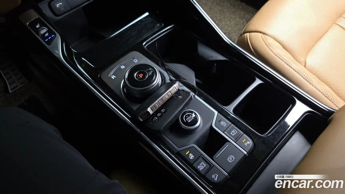 Kia Sorento — фото 9