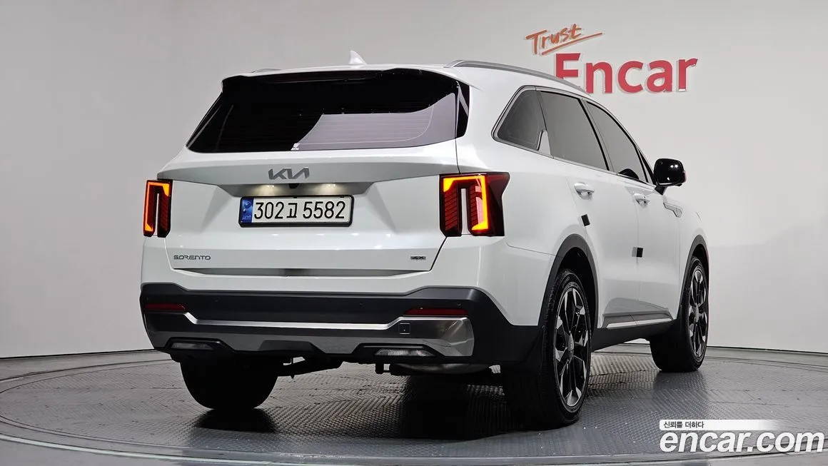 Kia Sorento — фото 8