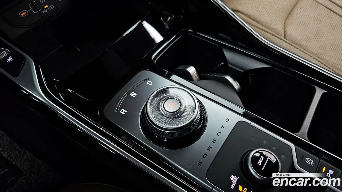 Kia Sorento — фото 9