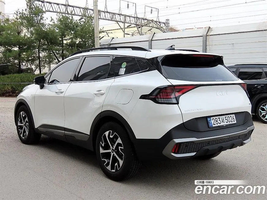 Kia Sportage — фото 10