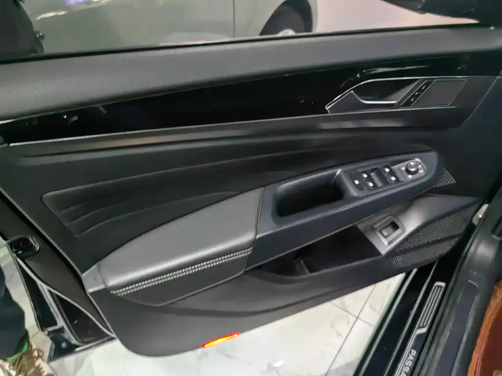 Volkswagen Passat — фото 3