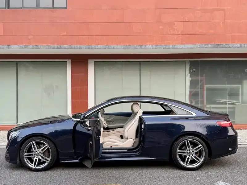 Mercedes-Benz E-Class (Import) — фото 4