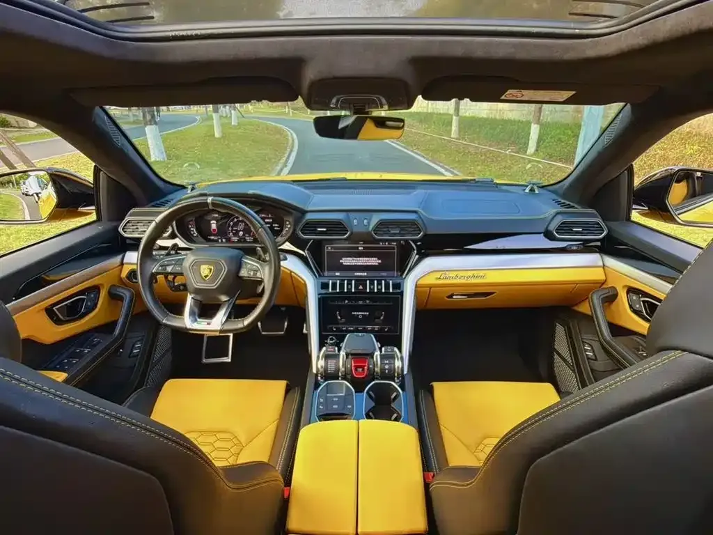 Lamborghini Urus — фото 4