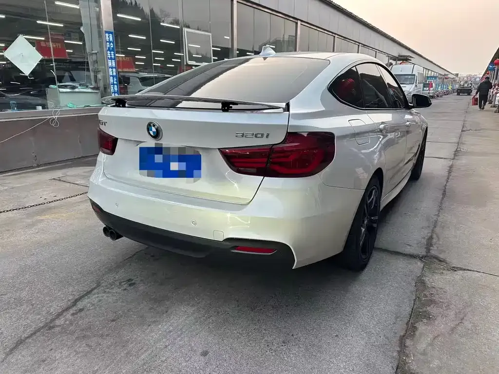 BMW 3 Series GT — фото 5
