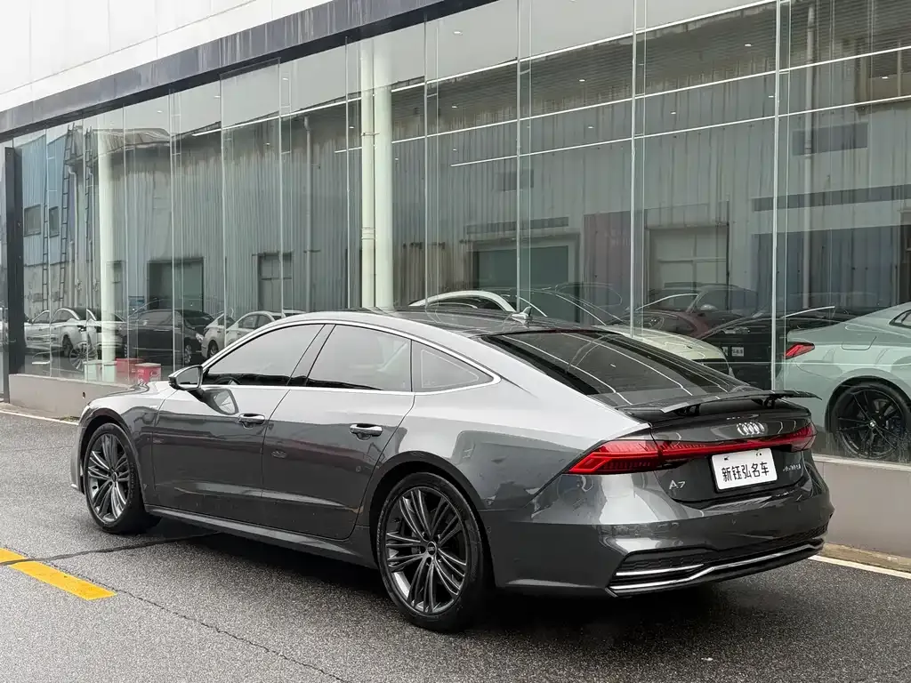 Audi A7 — фото 5
