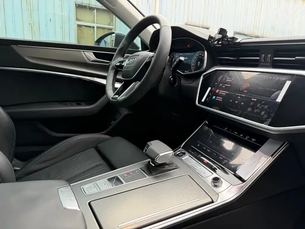 Audi A7 — фото 2