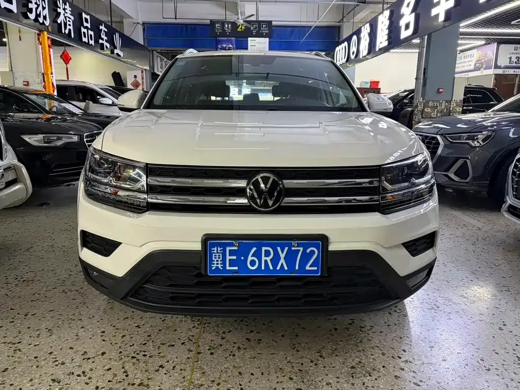 Volkswagen Tharu — фото 3