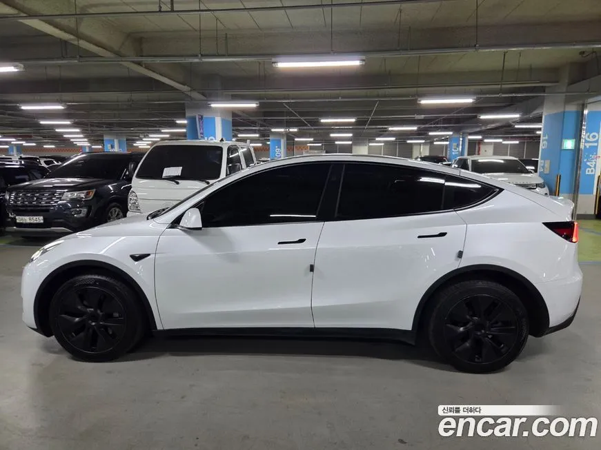 Tesla Model Y — фото 4