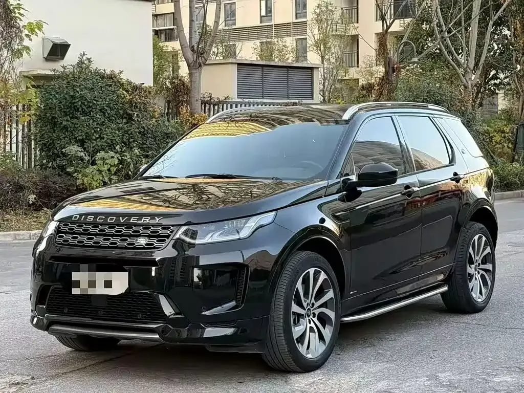 Land Rover Discovery Sport — фото 1
