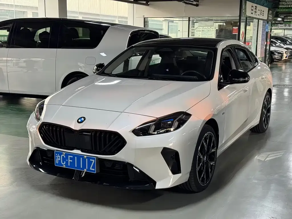 BMW 2 Series — фото 1