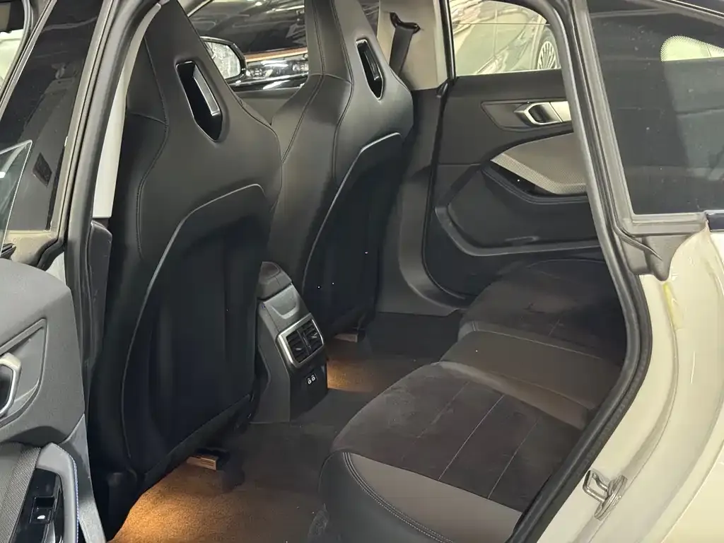 BMW 2 Series — фото 10