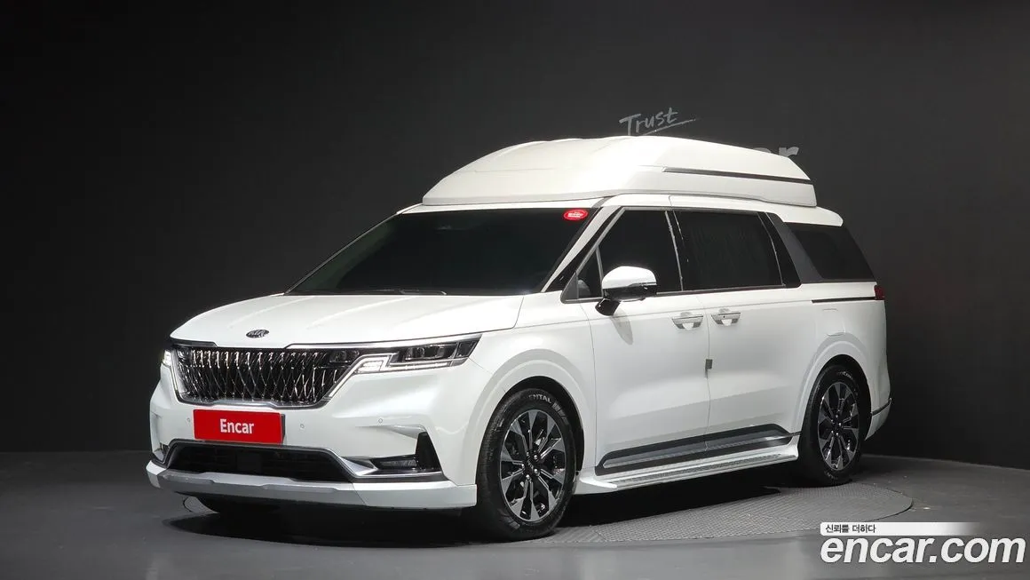 Kia Carnival — фото 1
