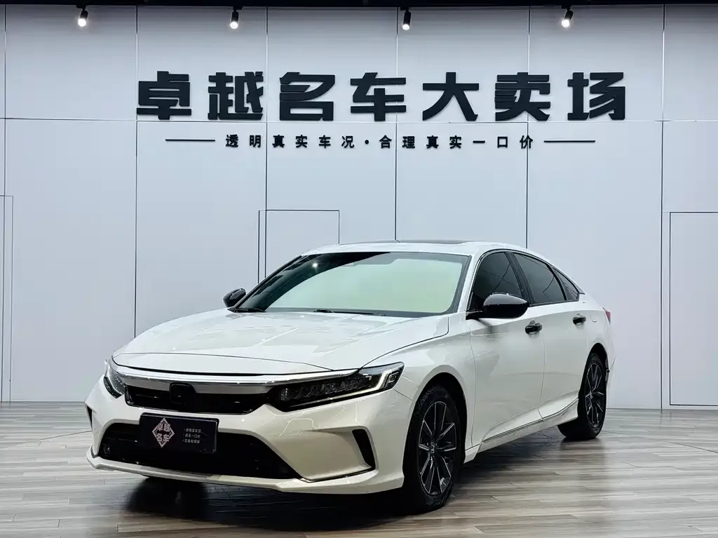 Honda Inspire — фото 1